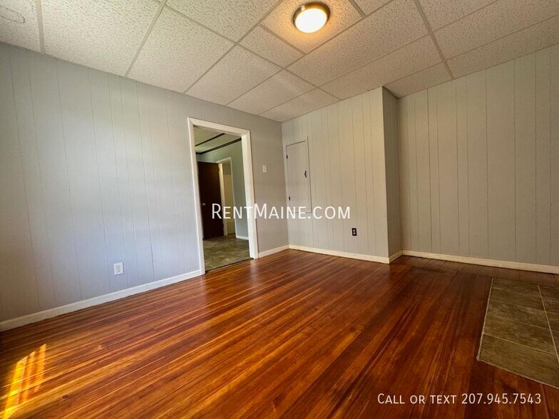 Building Photo - 13 Kidder St