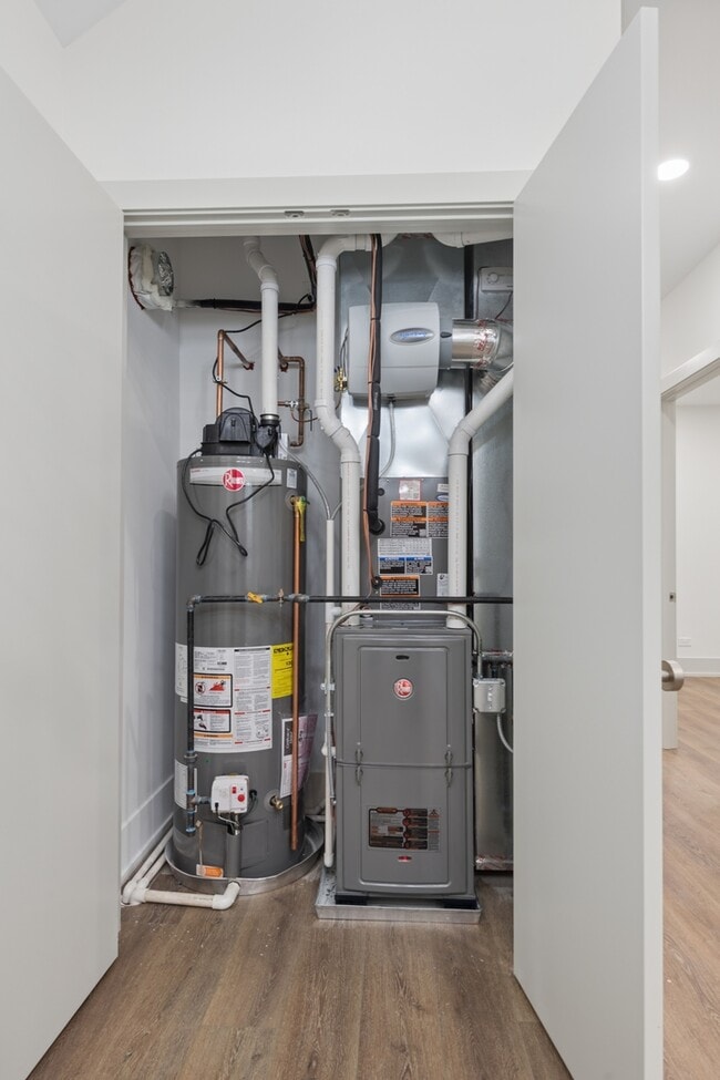 Building Photo - 2719 W St Georges Ct