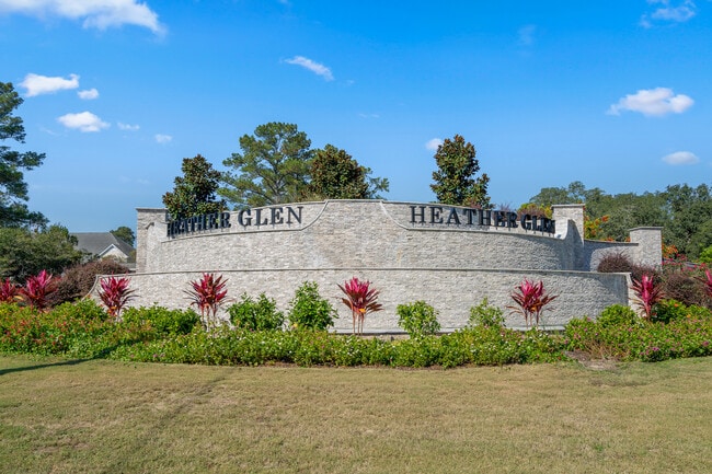 Building Photo - 2066 Ainsley Dr