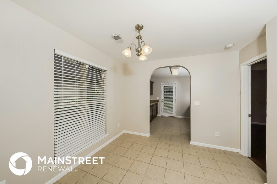 Building Photo - 485 Fox Run Cir