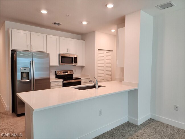 Building Photo - 26401 Coco Cay Cir
