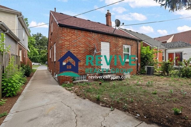Building Photo - 18503 Prairie St