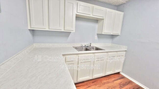 Building Photo - 9348 Culpeper Ave
