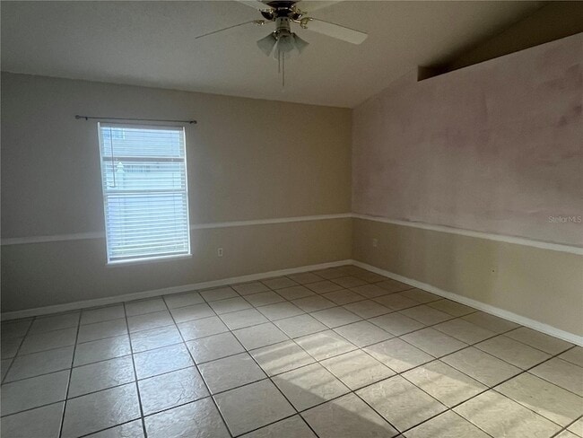 Building Photo - 2127 Marisol Loop