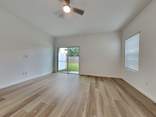 Building Photo - Base rent $1,821.00 plus $29.00 RBP Total ...