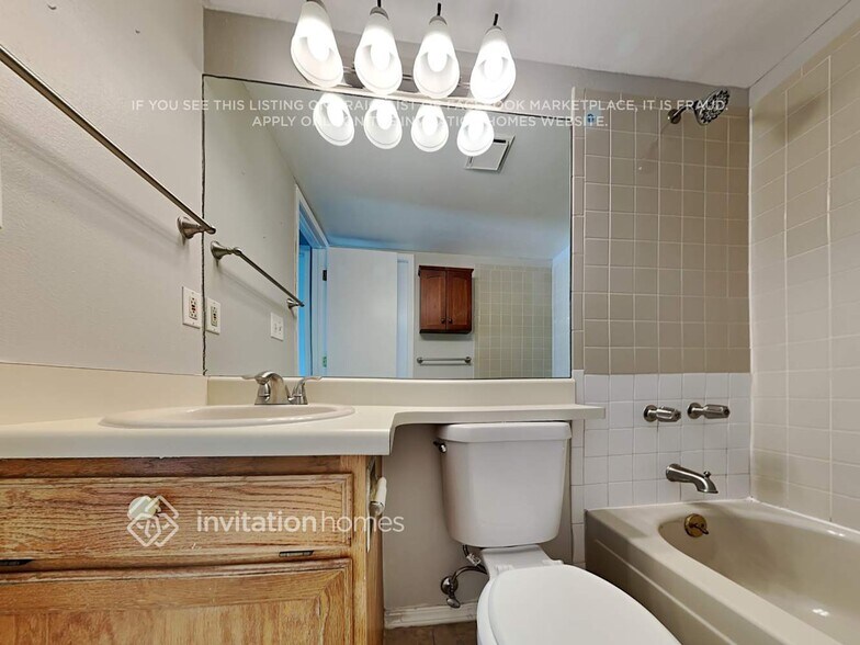 Building Photo - 7429 Liberty Bell Dr