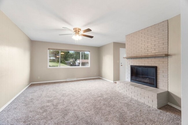 Building Photo - Beautiful House in Cape