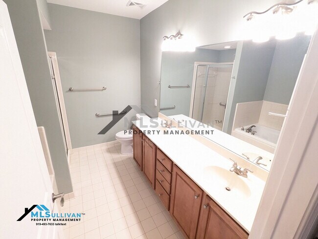 Building Photo - 1114 Arborgate Cir