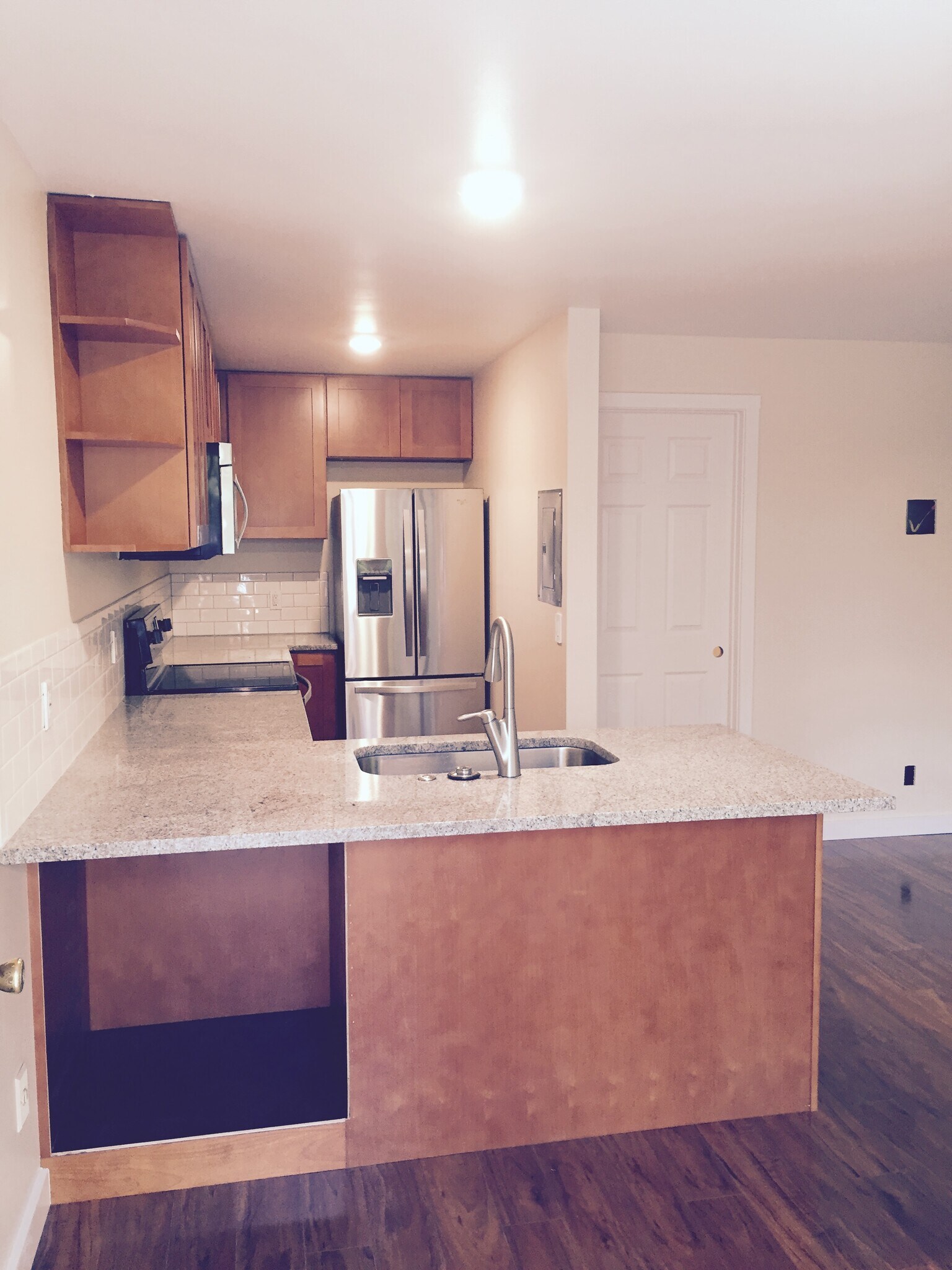 Building Photo - 7010 California Ave SW