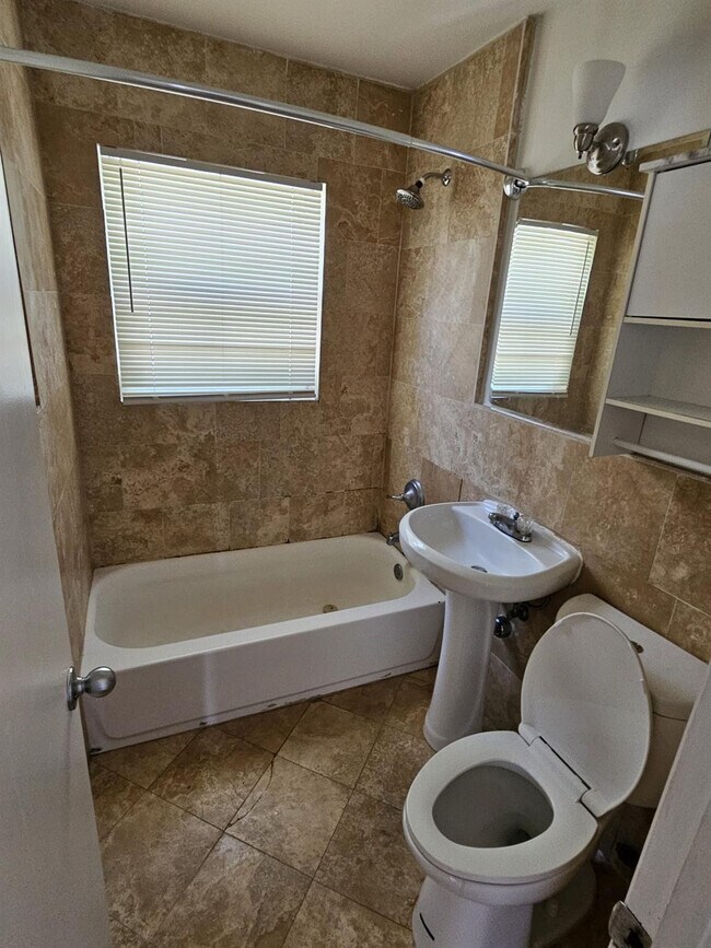 Building Photo - 7950 Abbott Ave