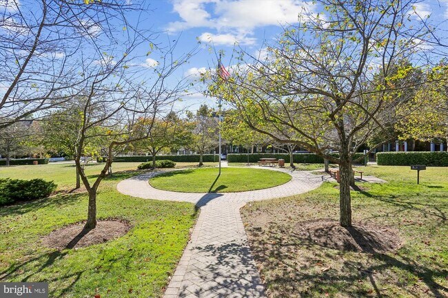 Building Photo - 164 Kendrick Pl