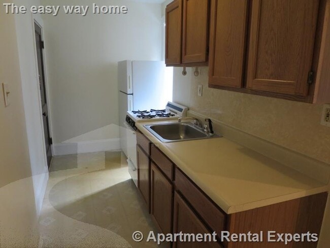 Building Photo - 157 Summer St