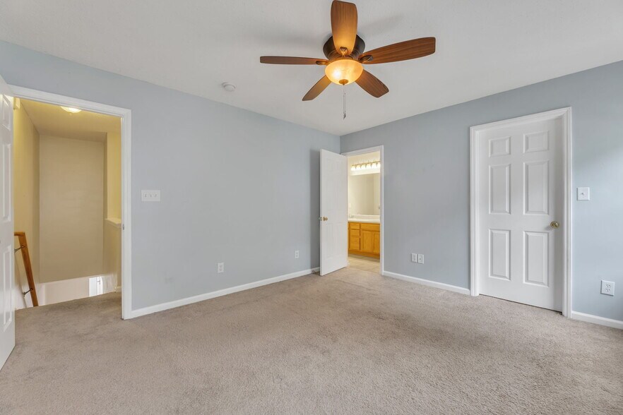 Main Bedroom - 3349 Tarleton W