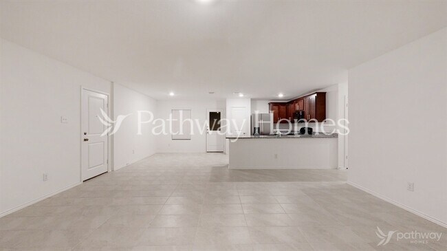 Building Photo - 1352 Plum Rd