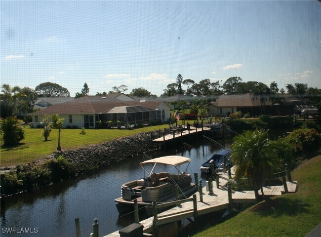 Primary Photo - 15160 Riverbend Blvd