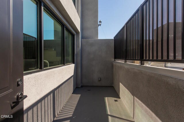 Building Photo - 3682 Harriman Ave