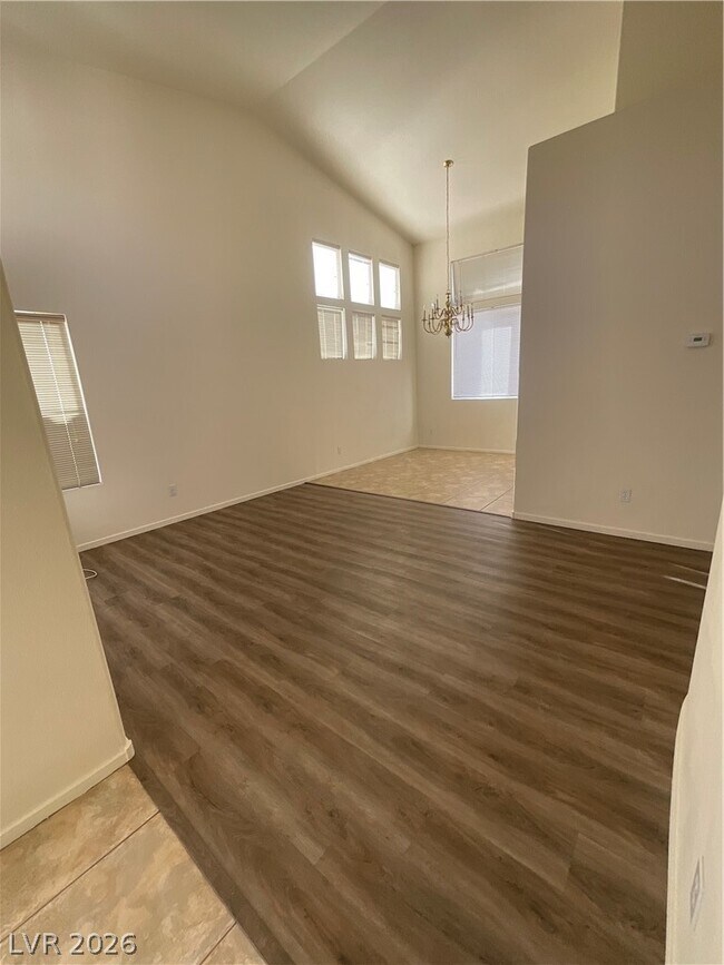 Building Photo - 1505 Cimarron Crest St