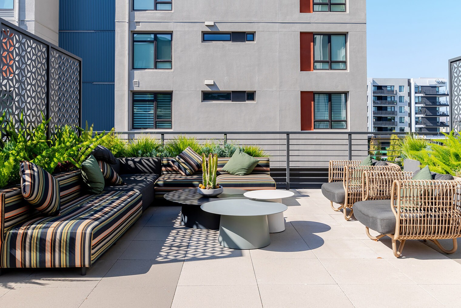 Building Photo - 3560 Rambla Pl