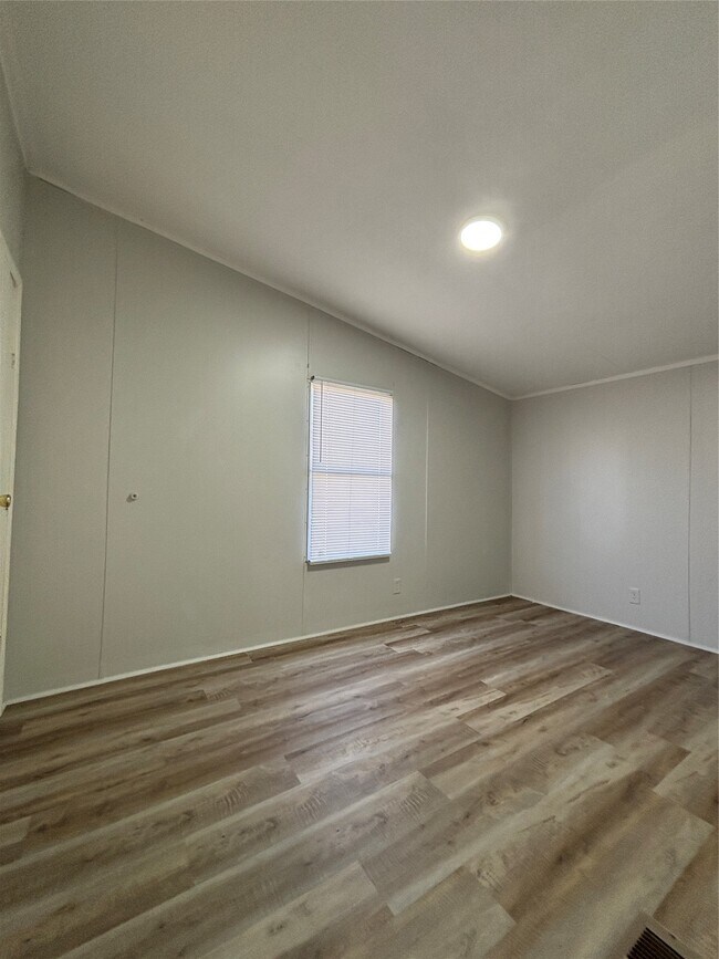 Building Photo - 16509 Brittany Way