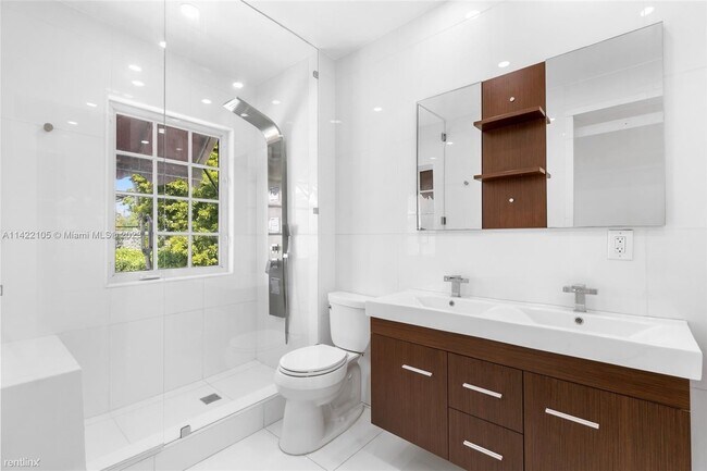 Building Photo - 5 br, 5.5 bath House - 4436 Alton Rd