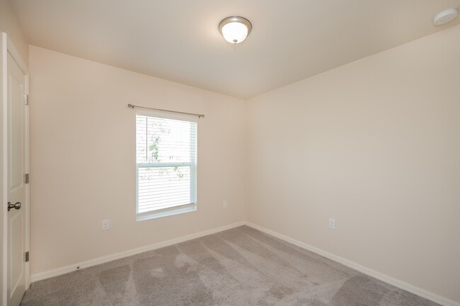 Building Photo - 12280 Hindle Ave