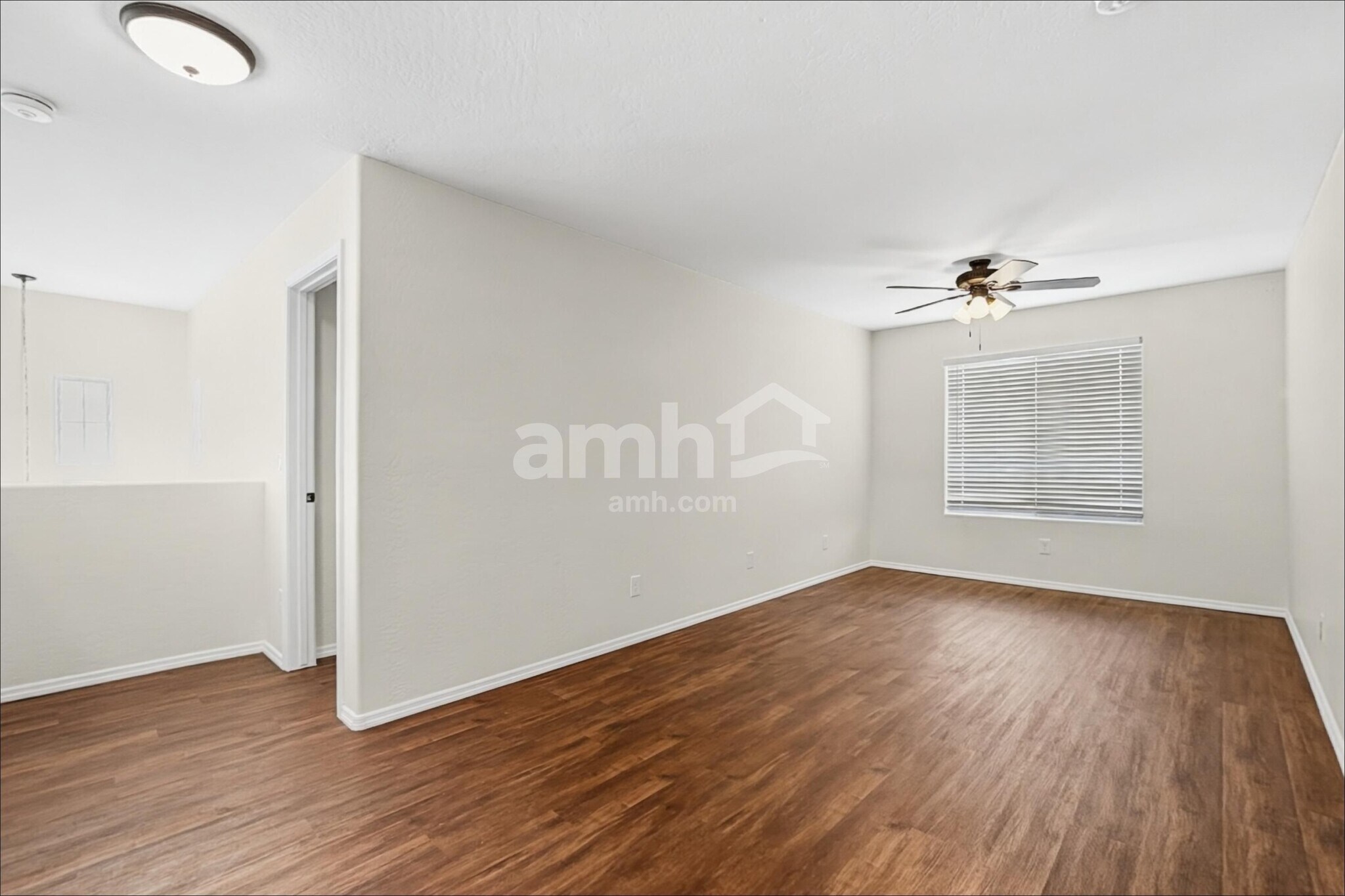 Building Photo - 17238 W Maui Ln