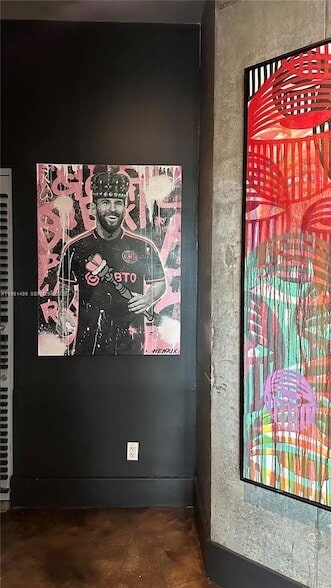 Building Photo - 690 SW 1st Ct