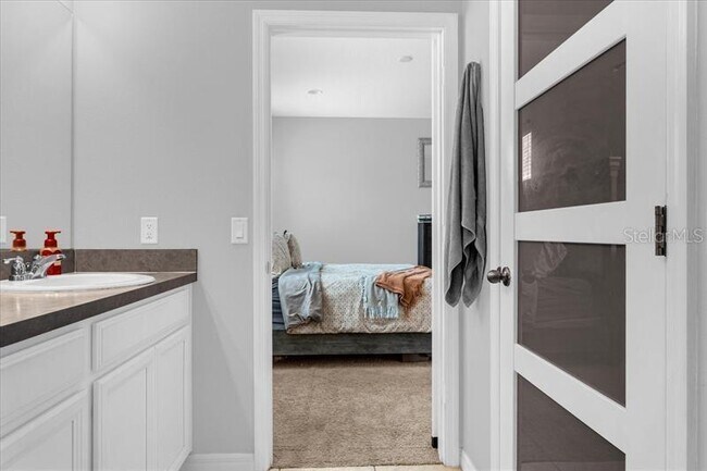 Building Photo - 2320 Grasmere Vw Pkwy S