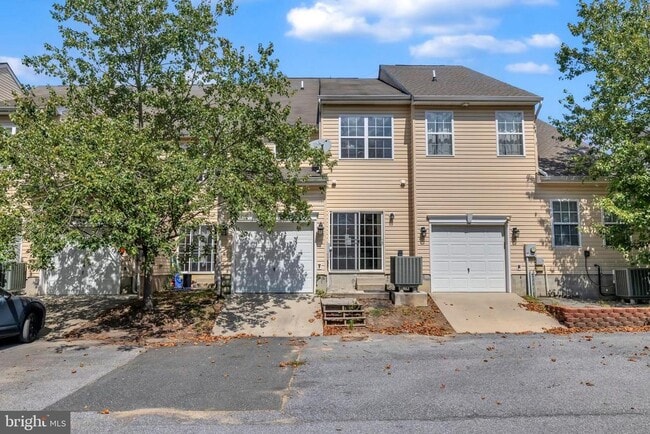 Building Photo - 304 Wheatley Dr