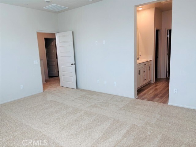 Building Photo - 40472 Melrose Dr