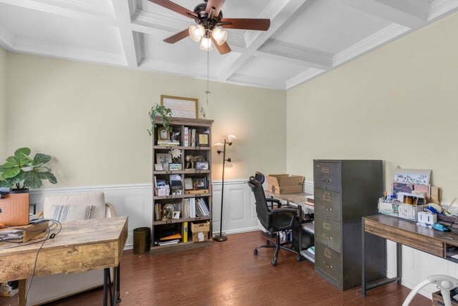 Building Photo - Spacious 4 Bedroom Home in Auburn