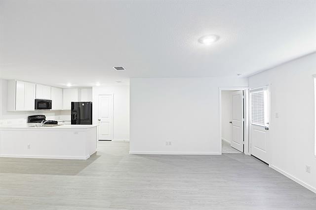 Building Photo - 1937 Ventasso Blvd