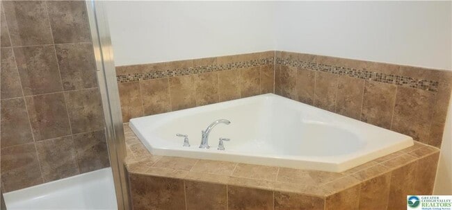 Building Photo - 3517 Windsor Ct