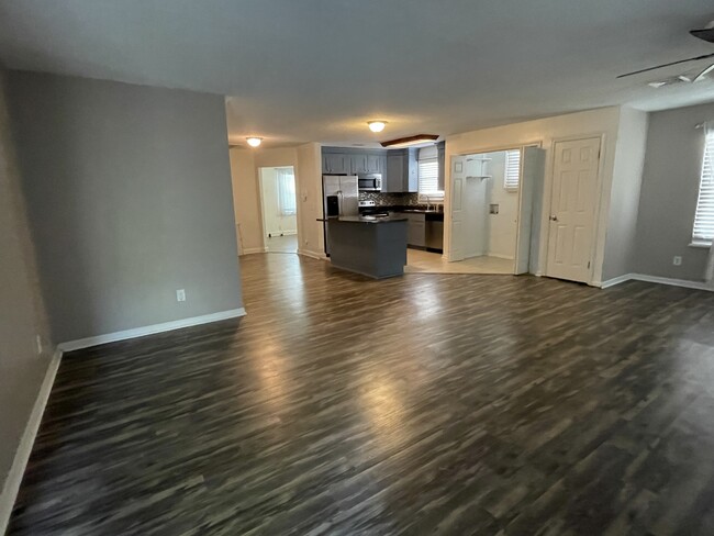 Building Photo - 3752 Tait Terrace