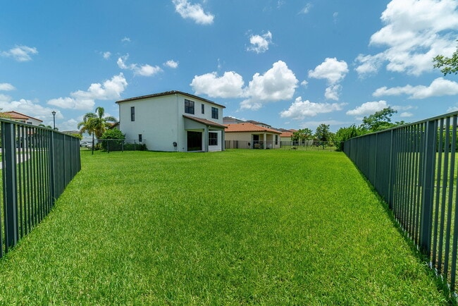 Building Photo - 5447 Starfish Rd