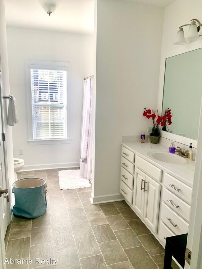 Building Photo - 4 br, 2.5 bath House - 4168 Archstone Drive