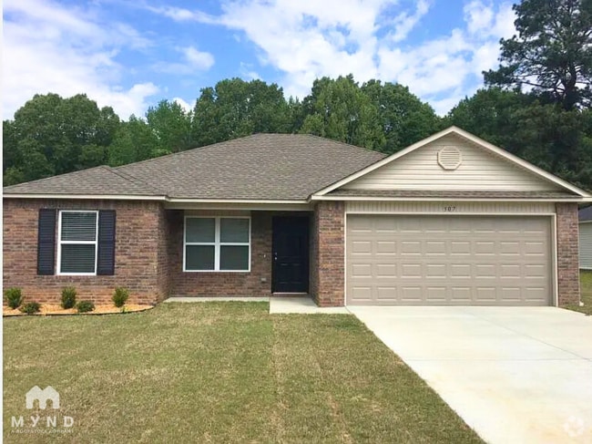 Building Photo - 307 Westwood Dr