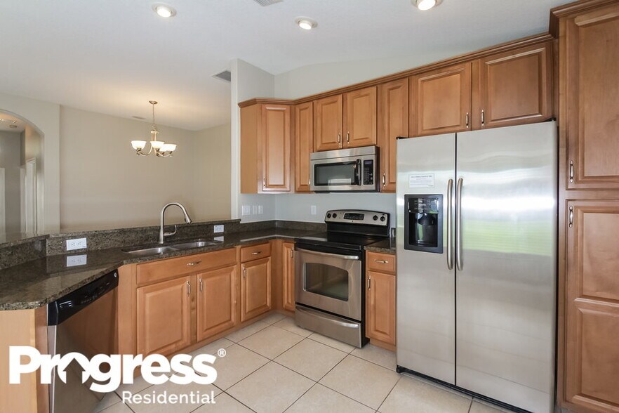 Building Photo - 11611 Addison Chase Dr