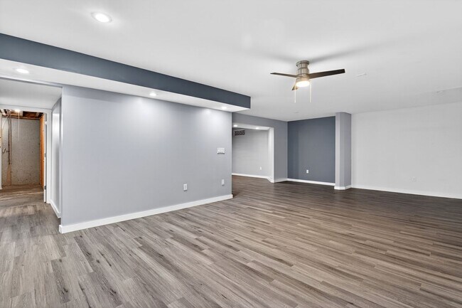 Building Photo - 11304 Cox Ave