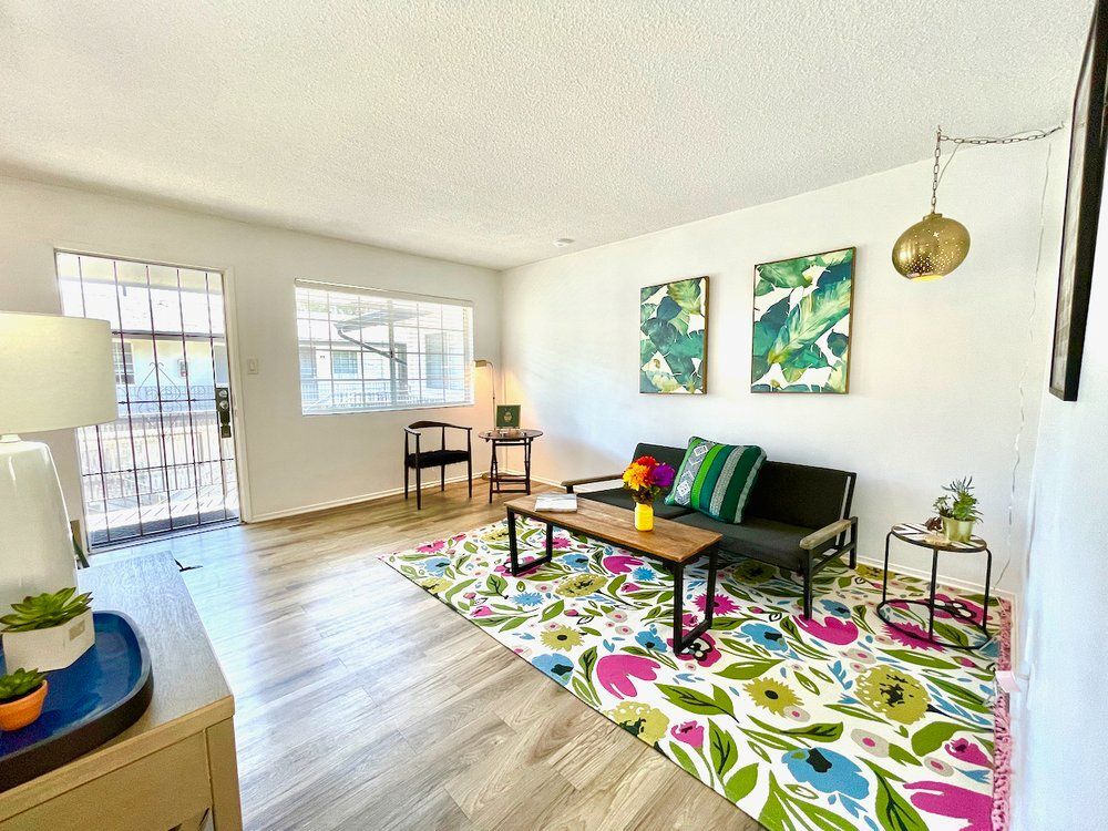 Building Photo - 315 Junipero Ave