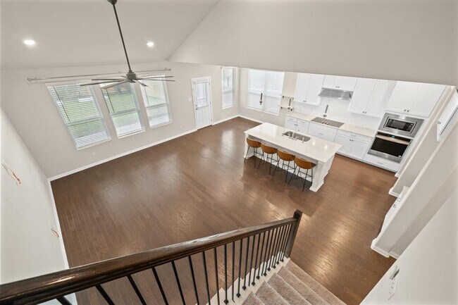 Building Photo - 17708 Zinfandel Dr