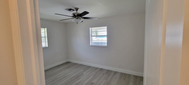 Building Photo - 2802 Imperial Cir