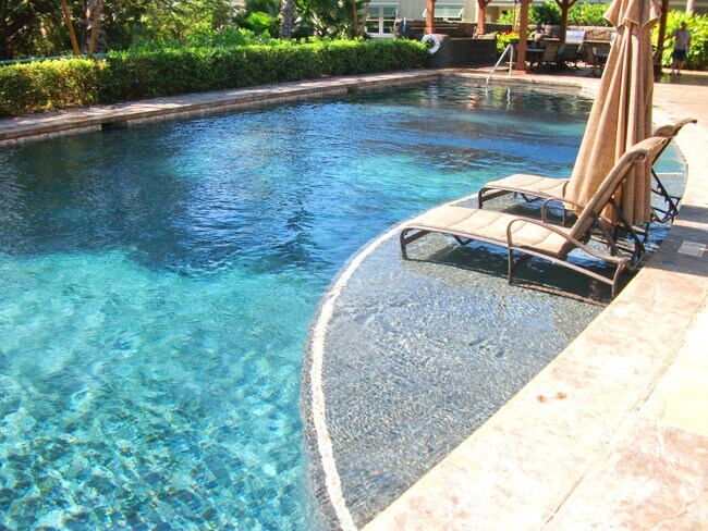 Building Photo - Kai Ani Villages Furnished Second Floor Corner Unit With Garage