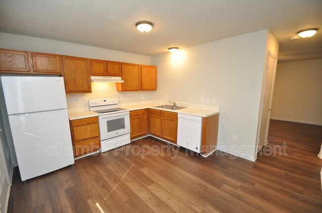 Building Photo - 5432 Talserwood Dr