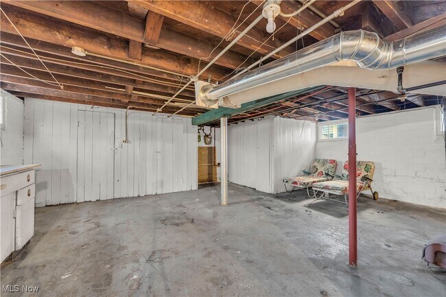 Building Photo - 2101 Elbur Ave