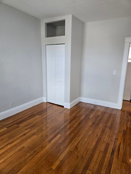 Building Photo - 1189 Commonwealth Ave