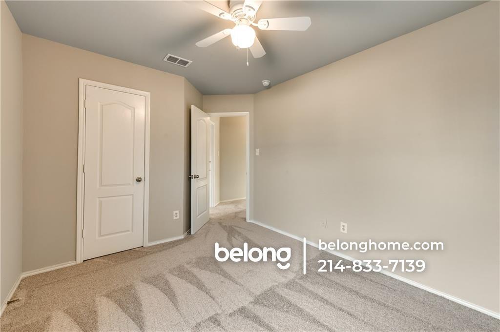Building Photo - 901 Plumeria Dr
