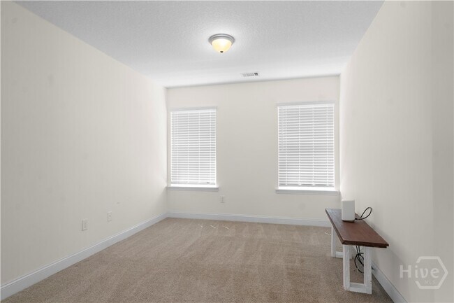 Building Photo - 767 Fairview Cir