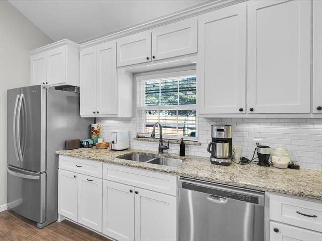 Building Photo - 10149 Lone Eagle Dr