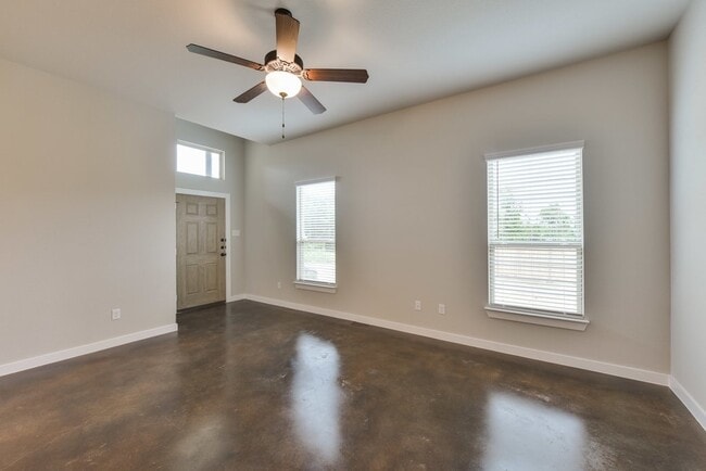 Building Photo - 4052 Shiloh Ct